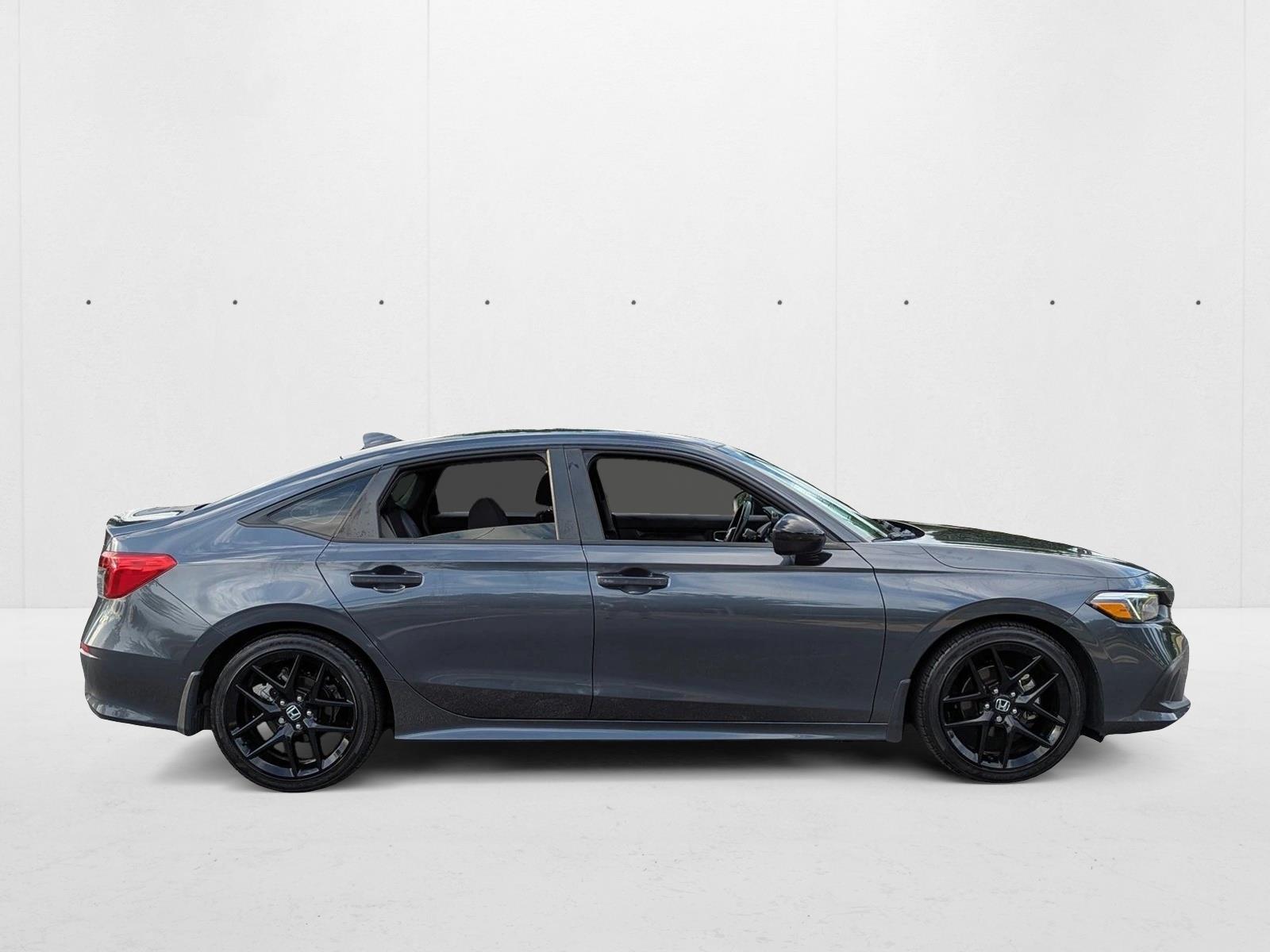 2023 Honda Civic Sport photo 4