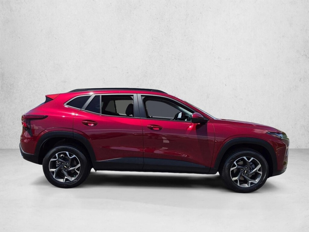 Used 2024 Chevrolet Trax LT SUV