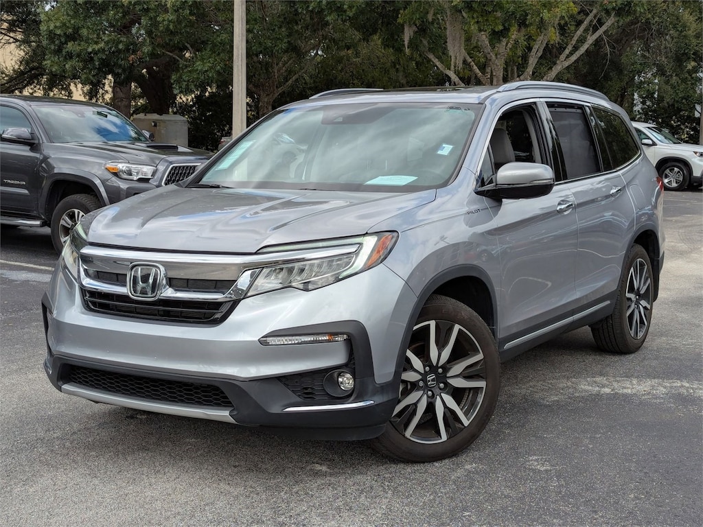 Certified 2022 Honda Pilot Touring 8 Passenger SUV