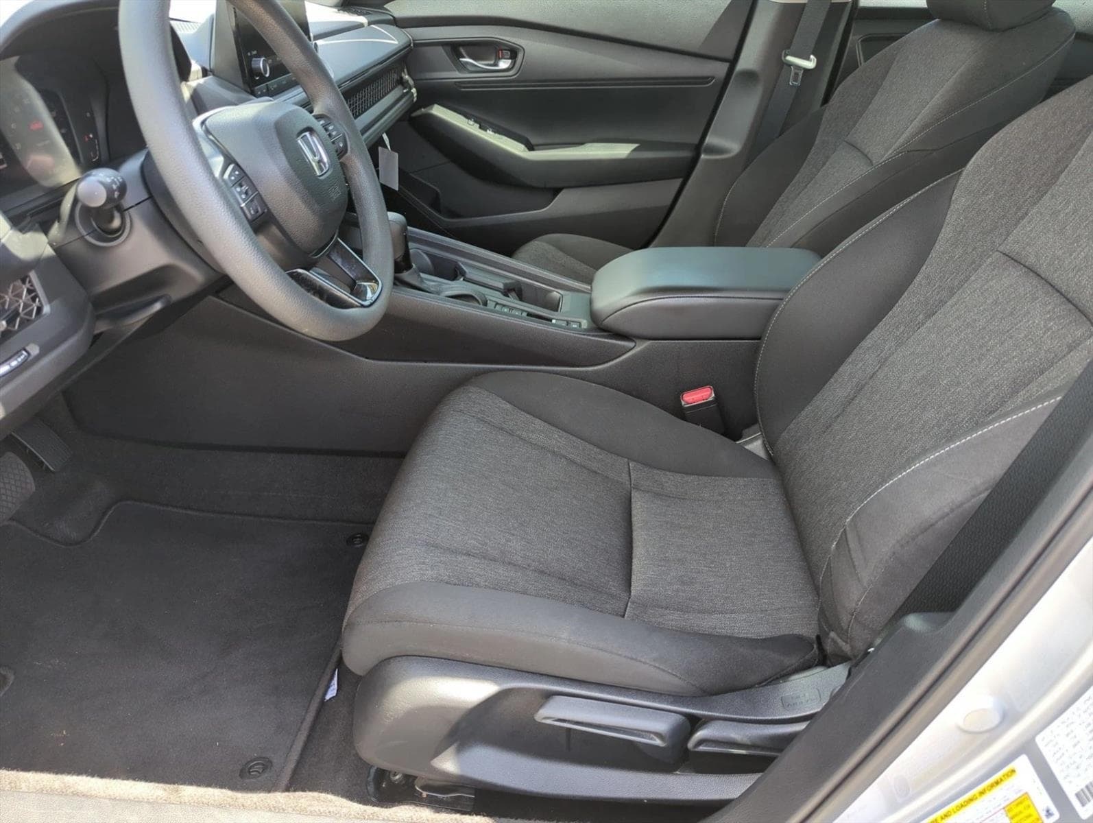 2024 Honda Accord LX - Photo 15