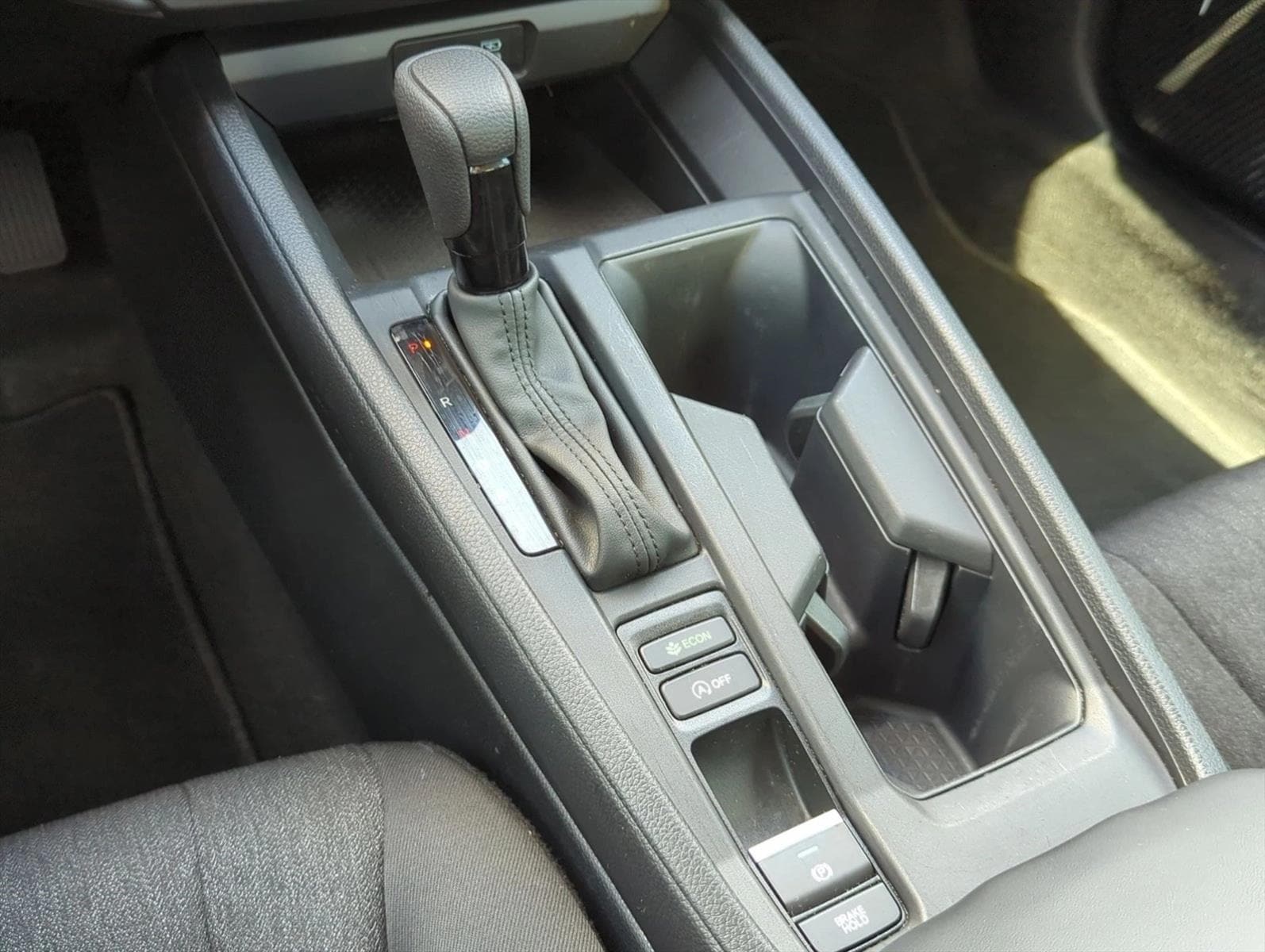 2024 Honda Accord LX - Photo 12