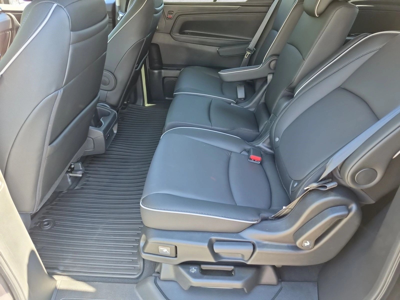 2026 Honda Odyssey Touring - Photo 20