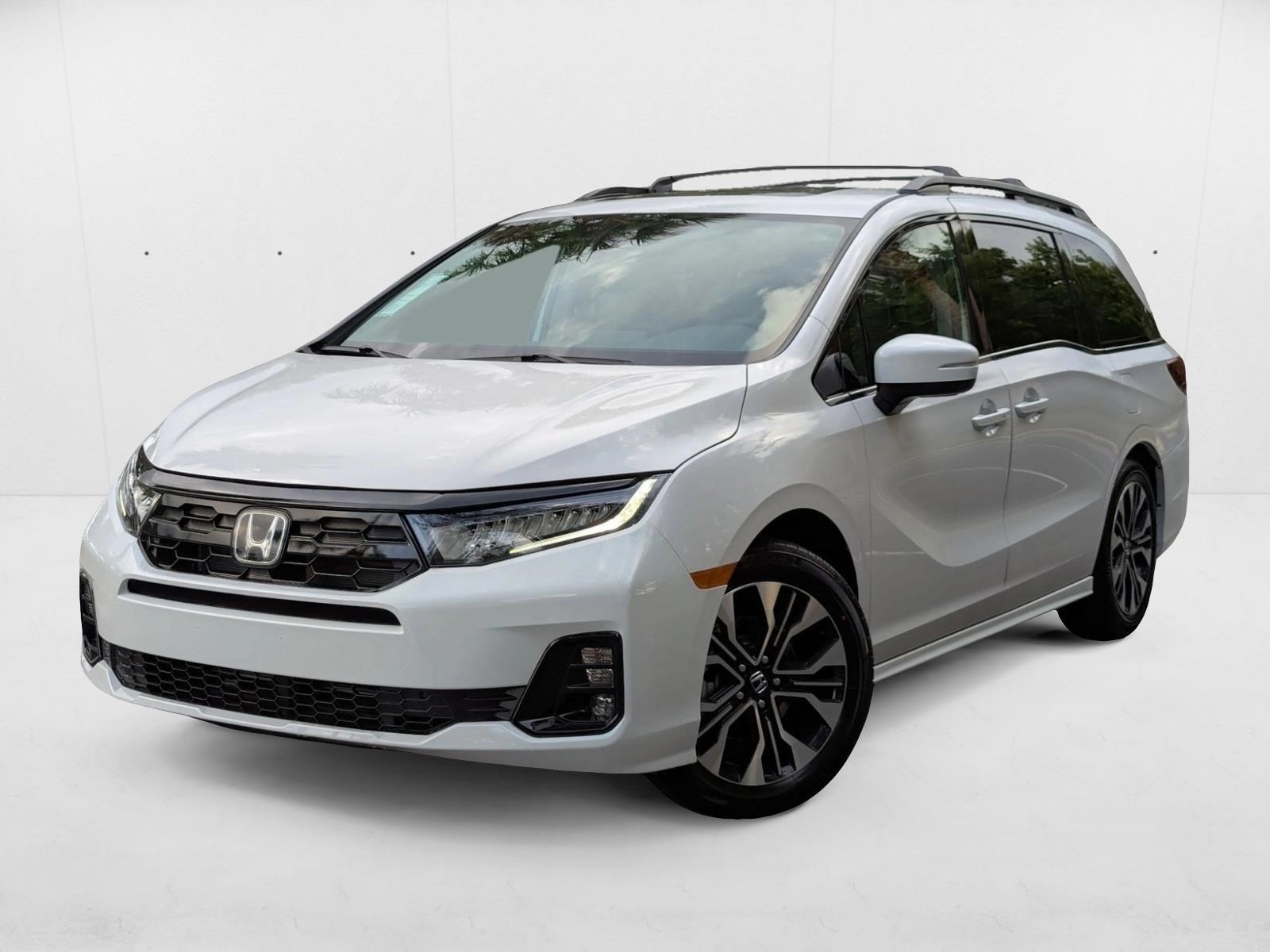 2026 Honda Odyssey Elite's photo