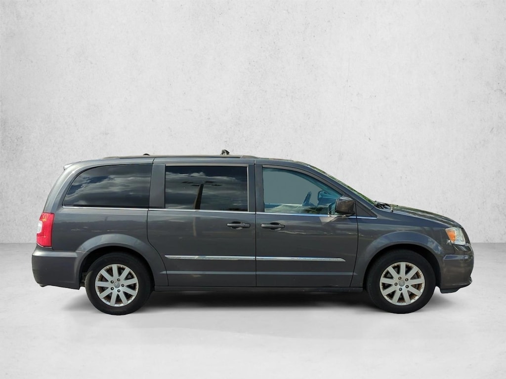 Used 2016 Chrysler Town & Country Touring Van LWB Passenger Van