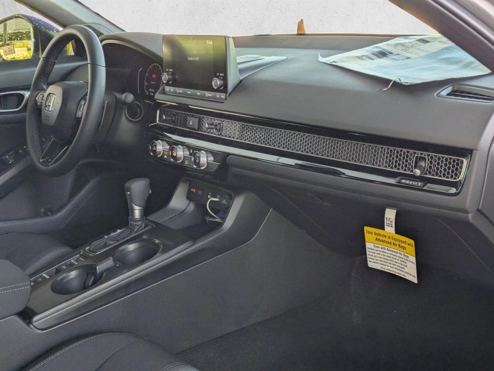 2026 Honda Civic Hatchback Sport - Photo 17