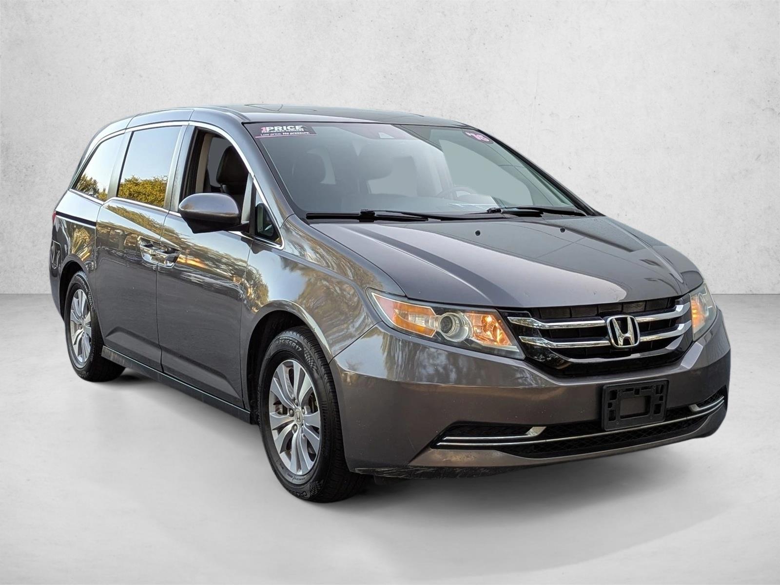2016 Honda Odyssey EX-L photo 3