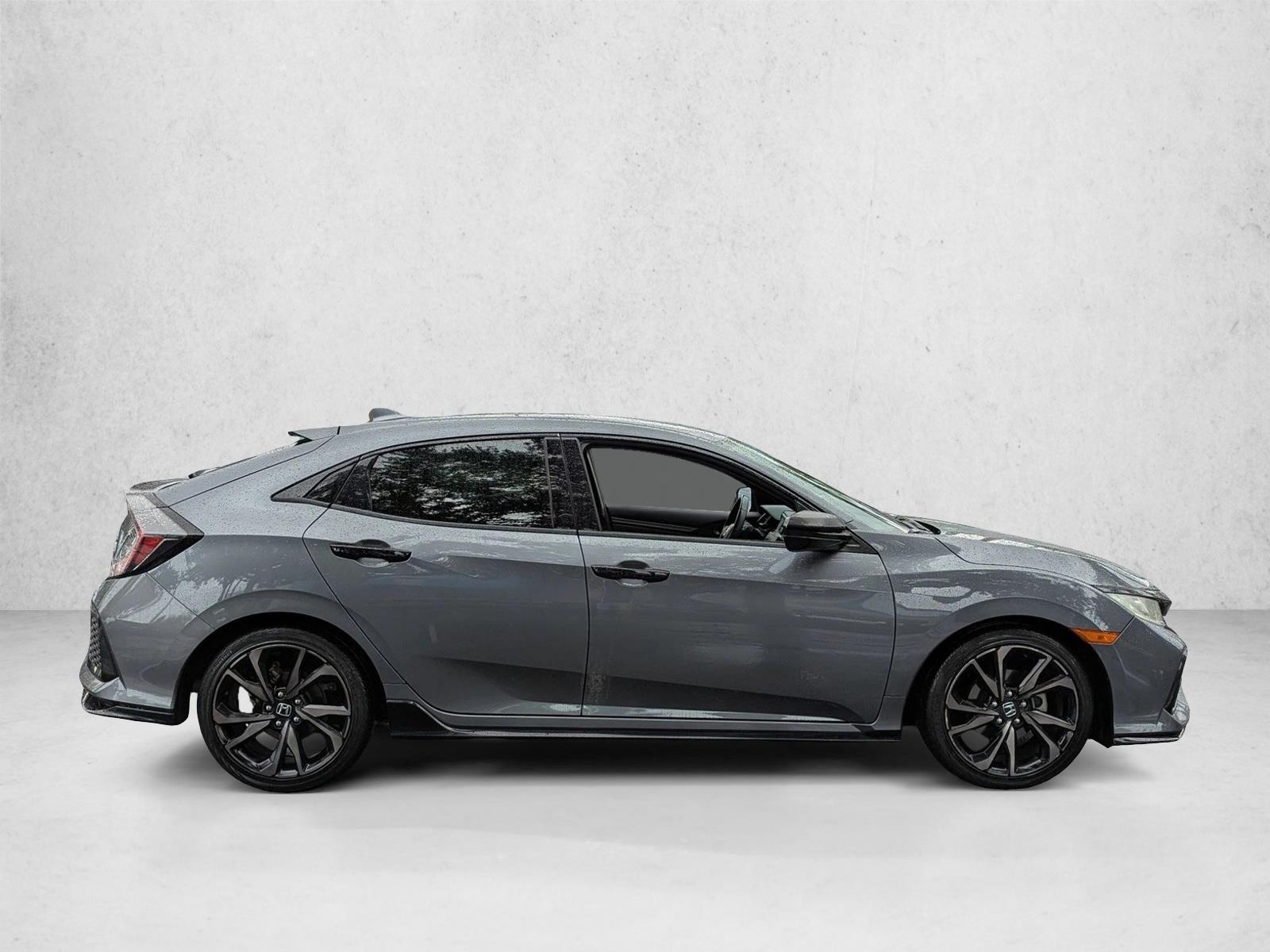 2018 Honda Civic Sport Hatchback photo 4
