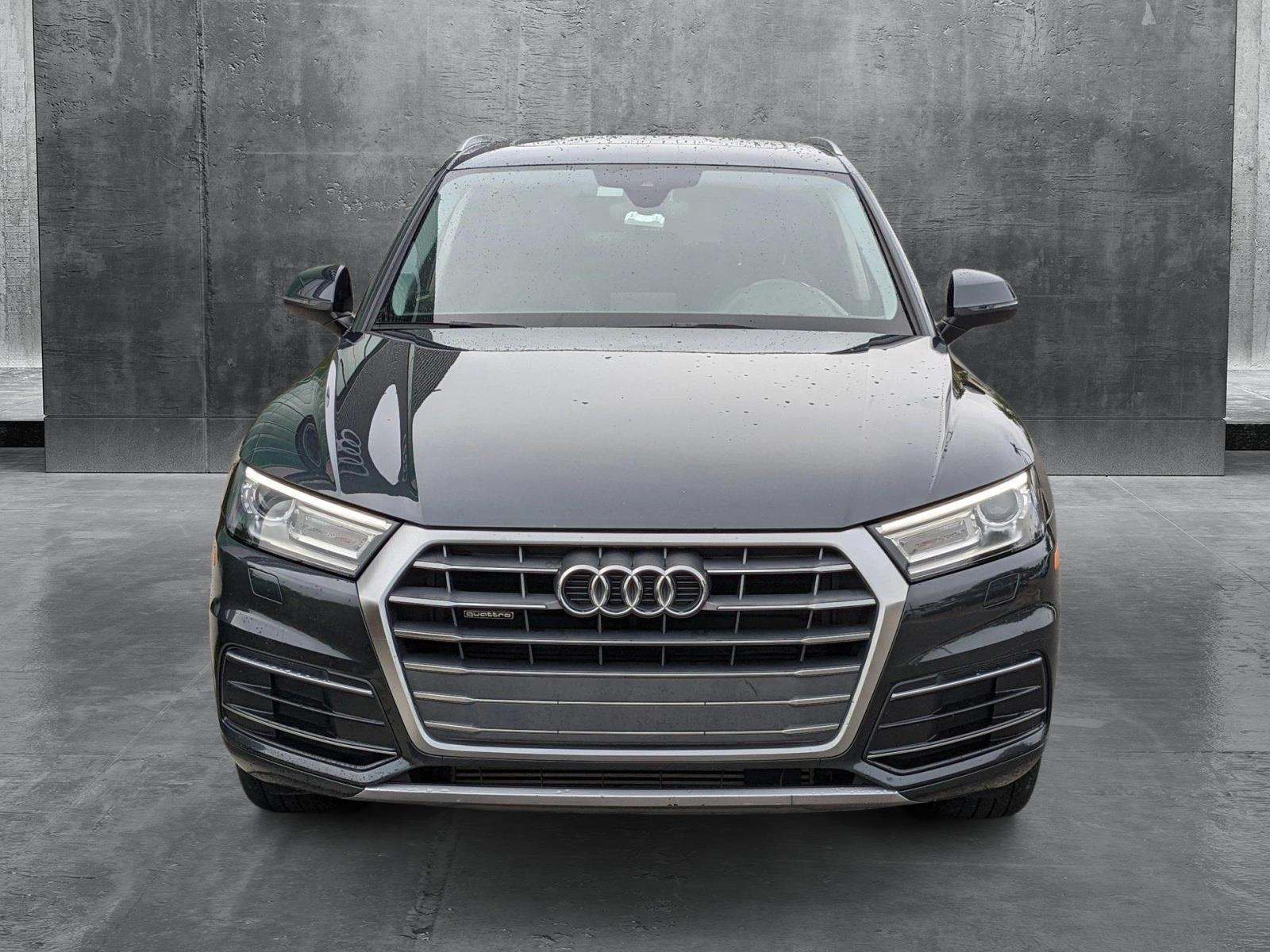 2018 Audi Q5 TFSI Premium photo 2