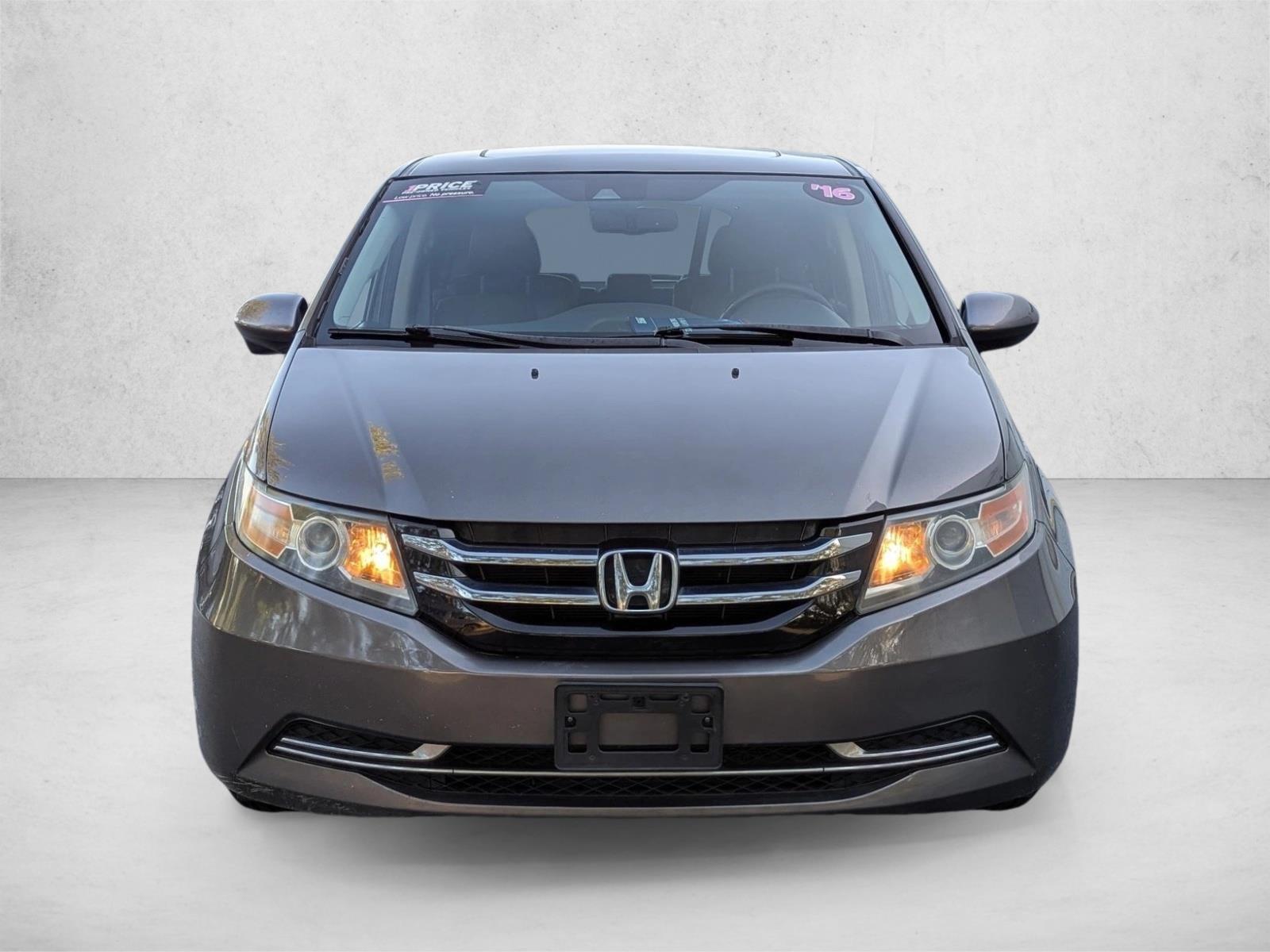 2016 Honda Odyssey EX-L photo 2