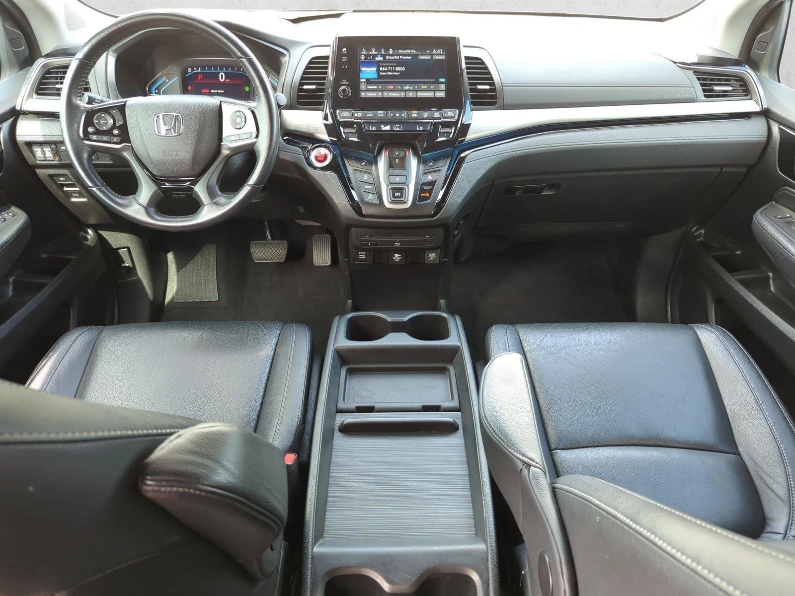 2022 Honda Odyssey Touring - Photo 18