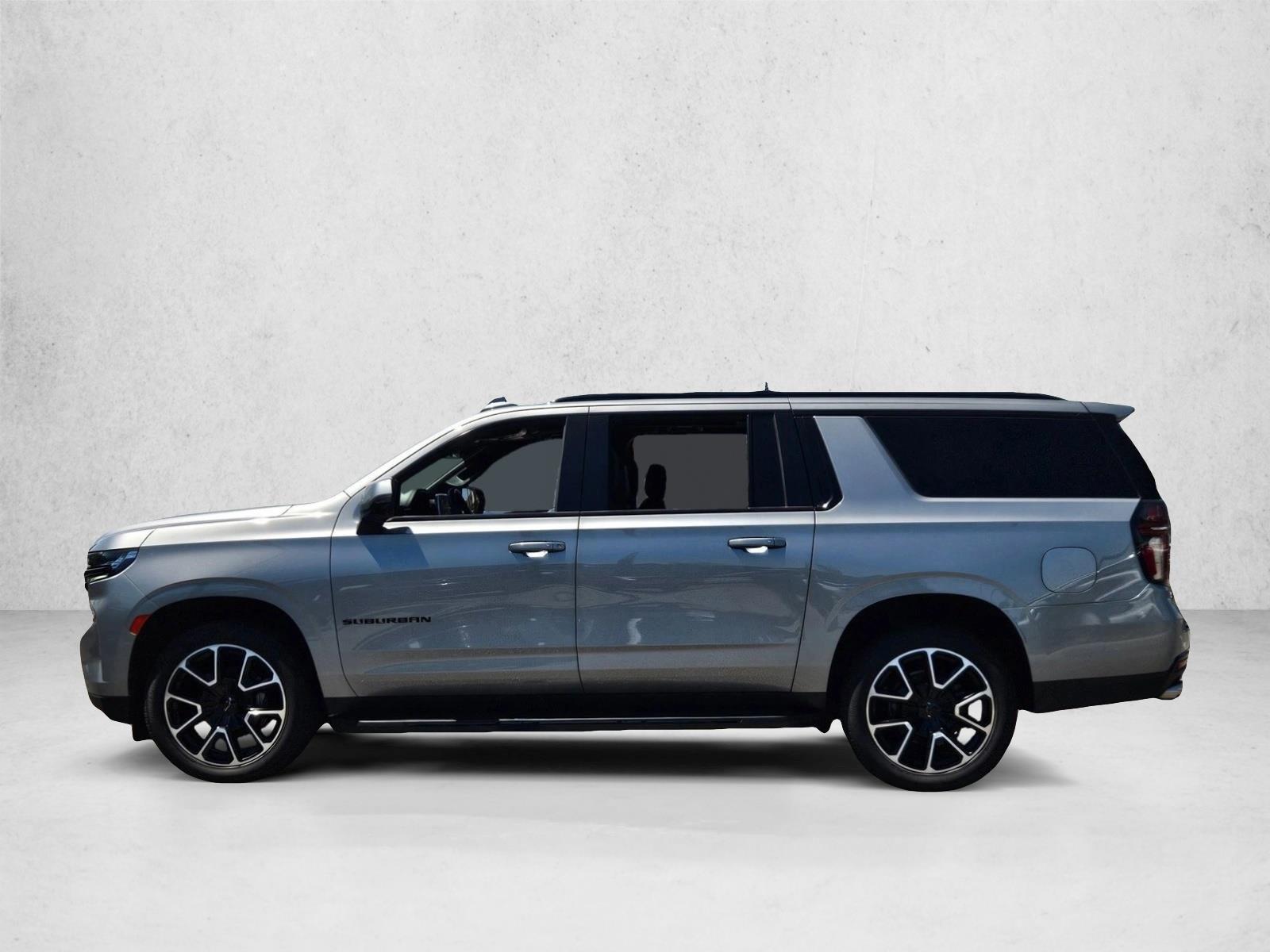 2023 Chevrolet Suburban RST - Photo 9