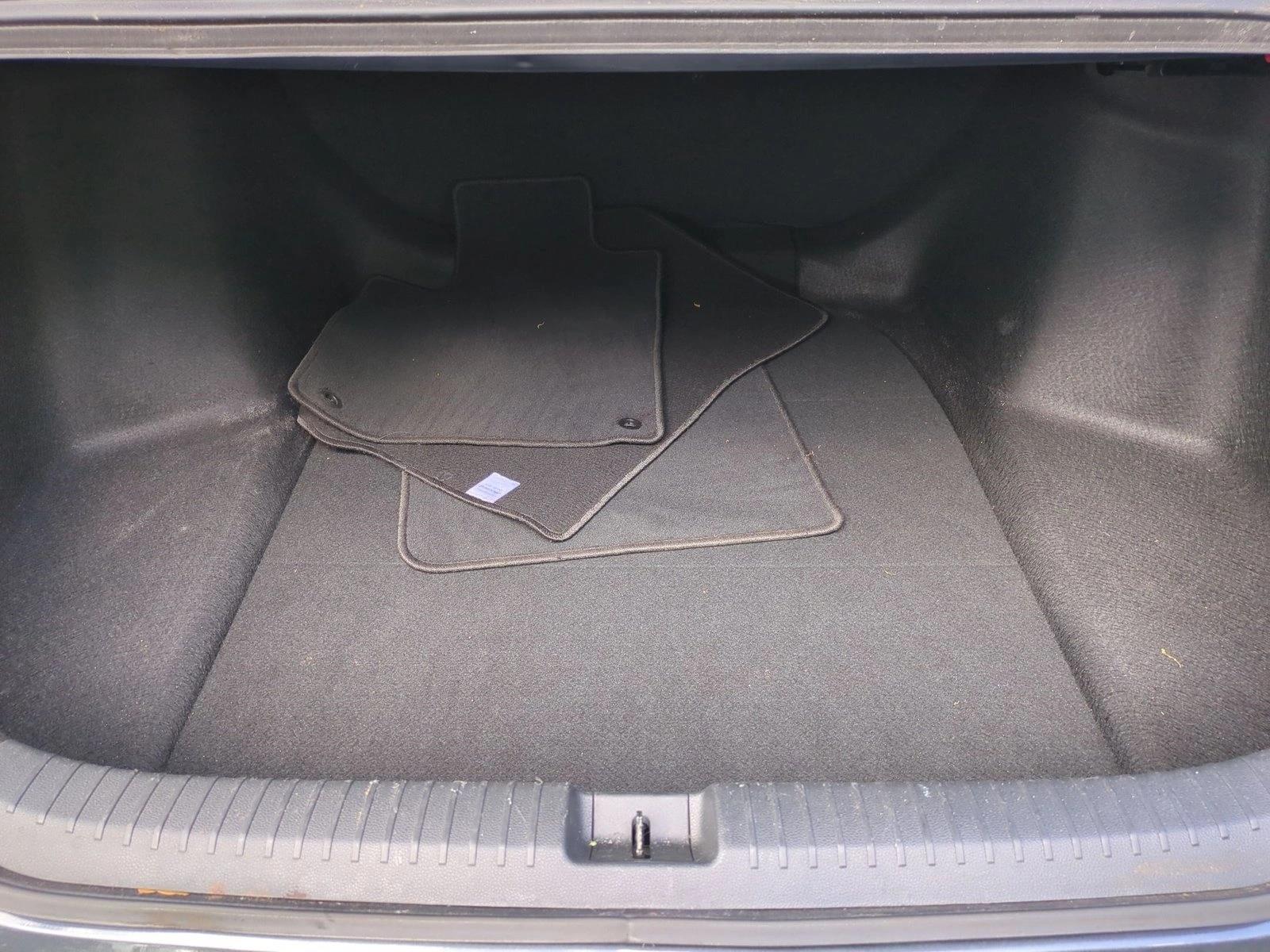 2024 Honda Accord LX - Photo 6