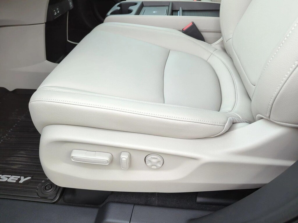 New 2026 Honda Odyssey EX-L Van Passenger