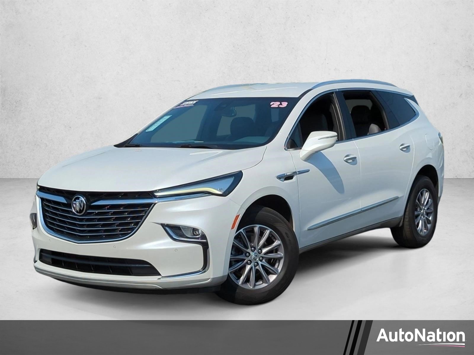 2023 Buick Enclave Essence AWD's photo