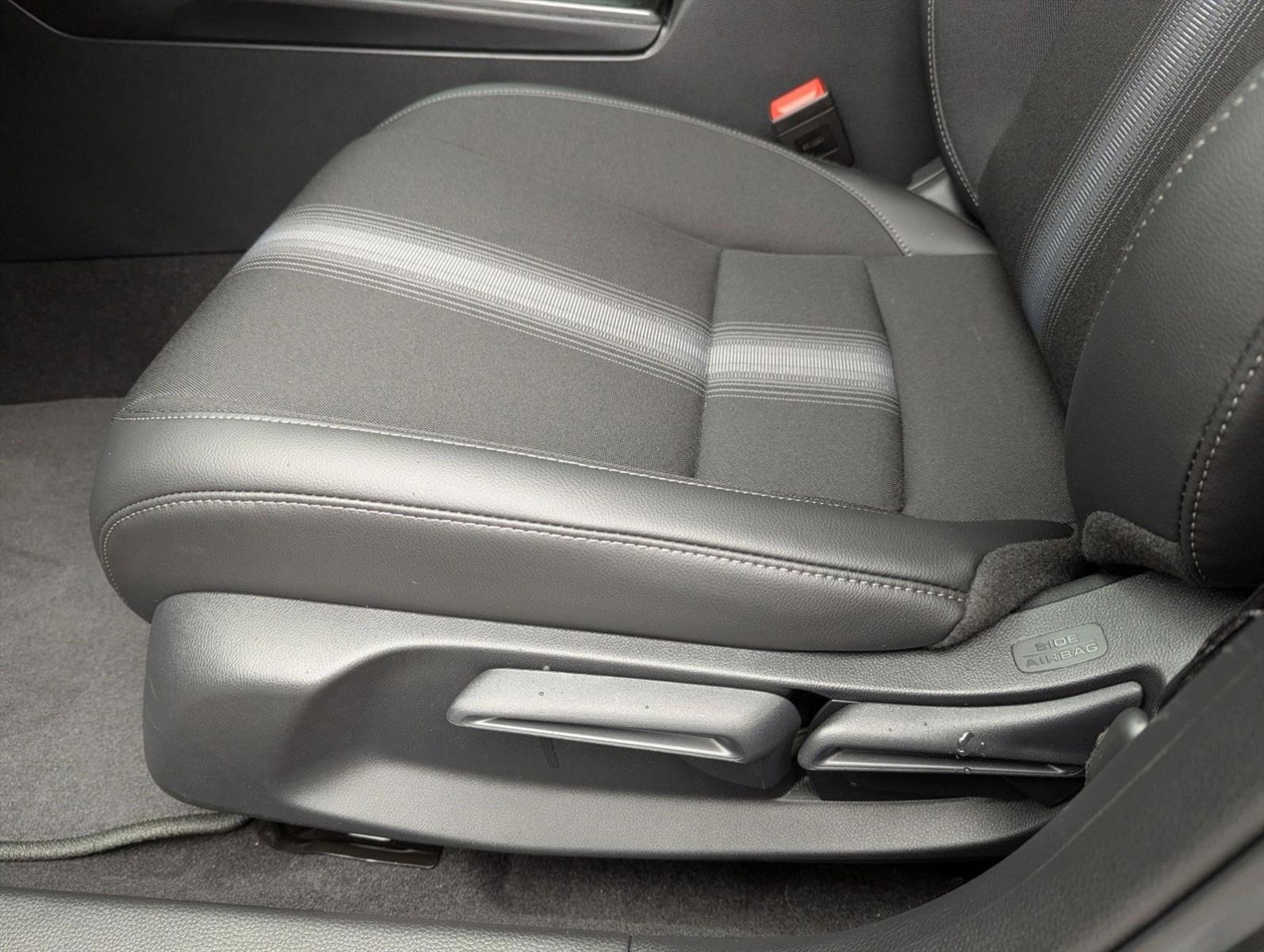 2026 Honda Civic Sport photo 4