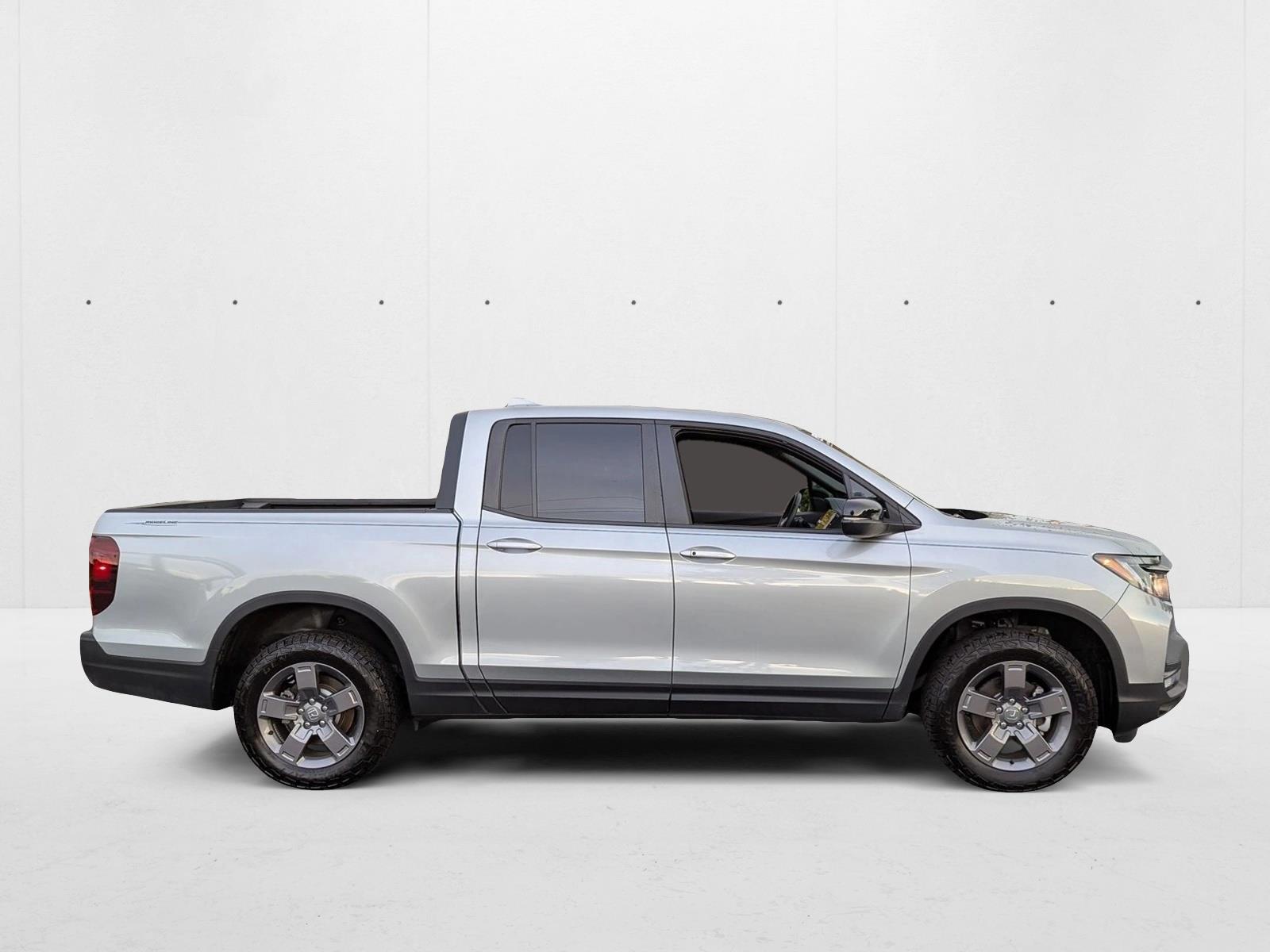 2025 Honda Ridgeline TrailSport photo 4