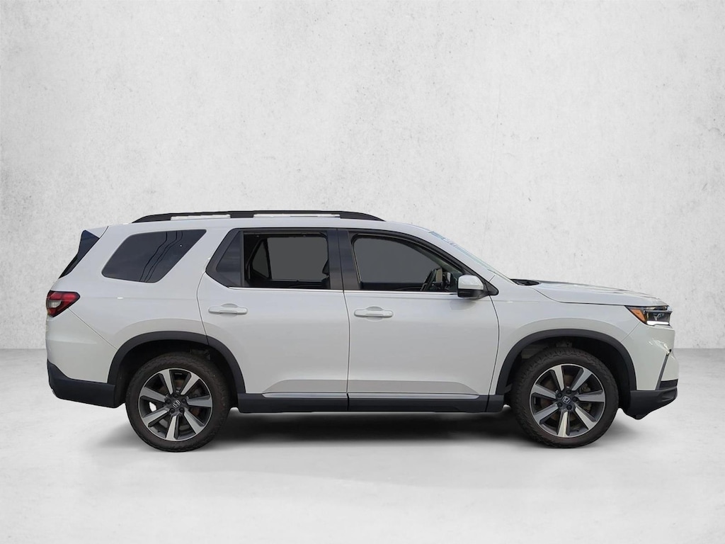 Used 2023 Honda Pilot Touring SUV