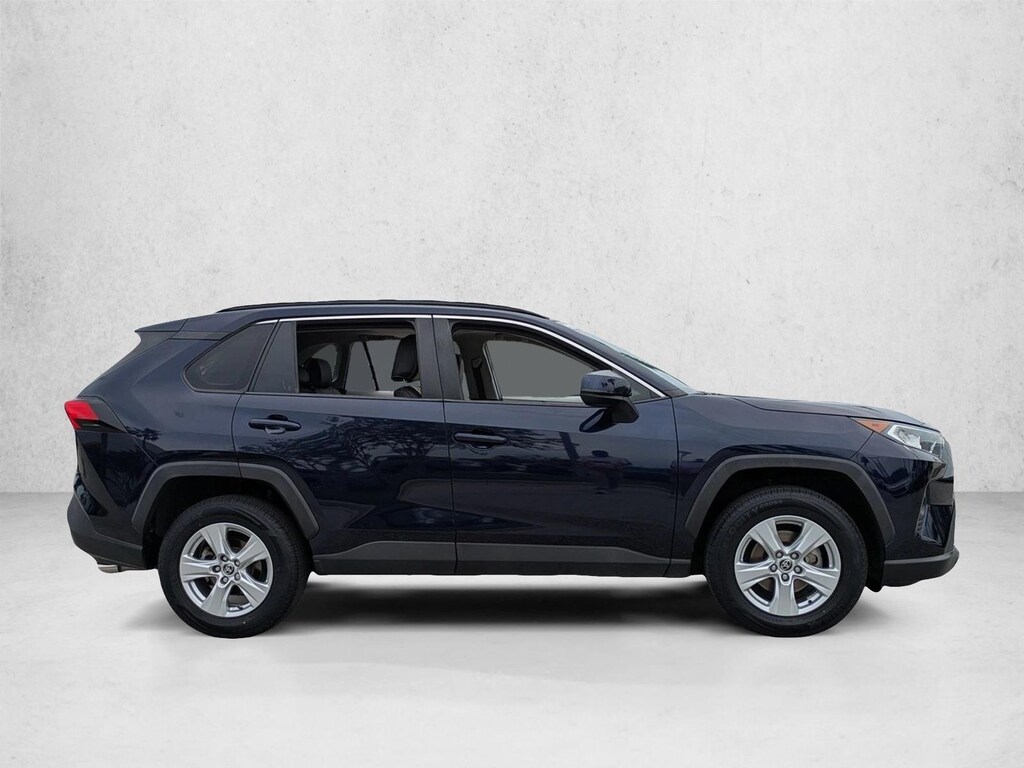 Used 2021 Toyota RAV4 XLE SUV