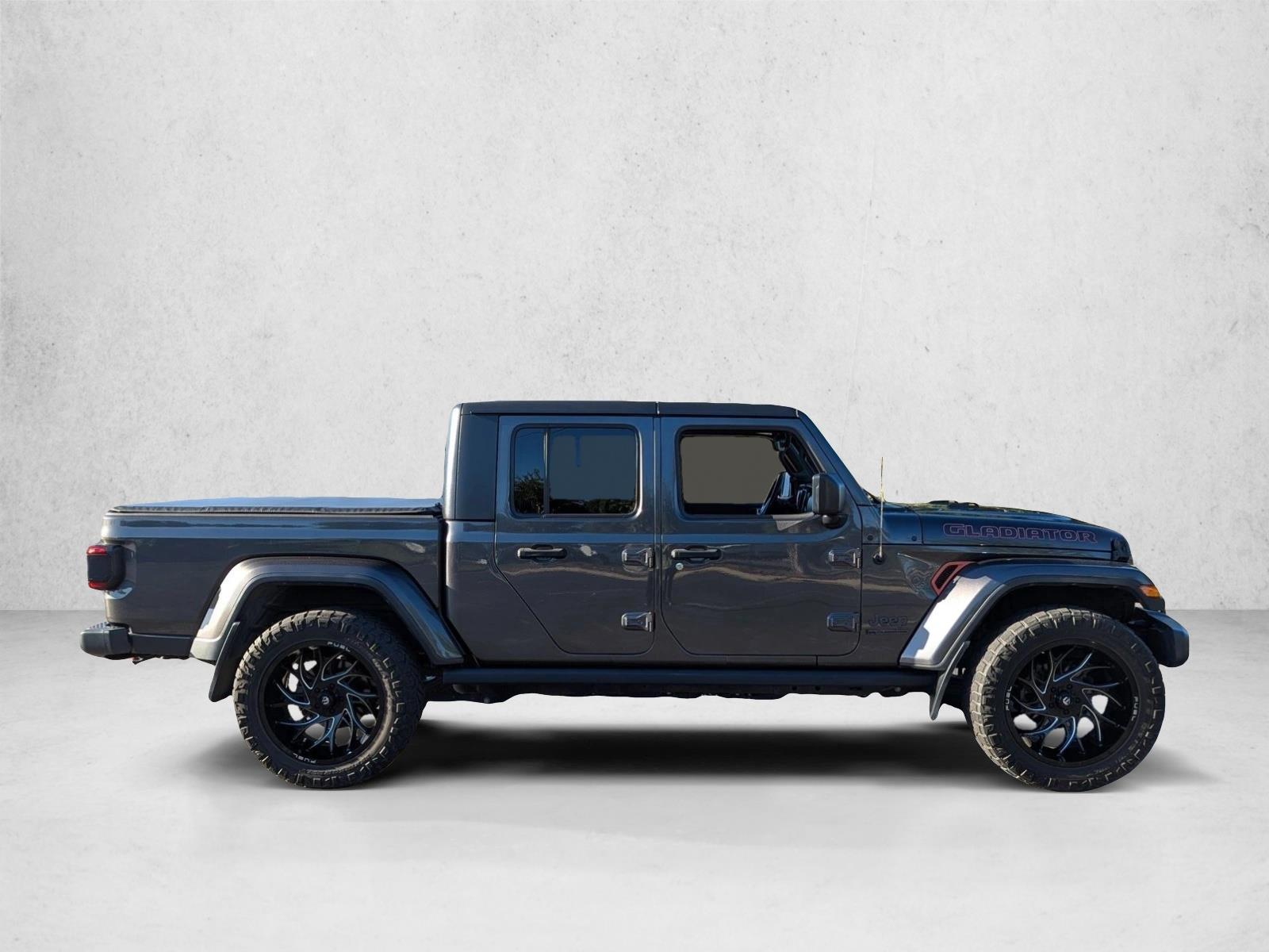 2021 Jeep Gladiator Sport photo 4