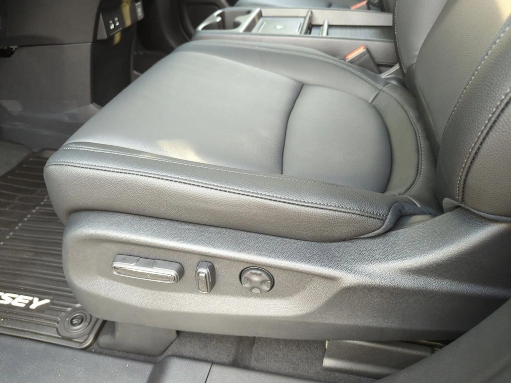 New 2026 Honda Odyssey EX-L Van Passenger