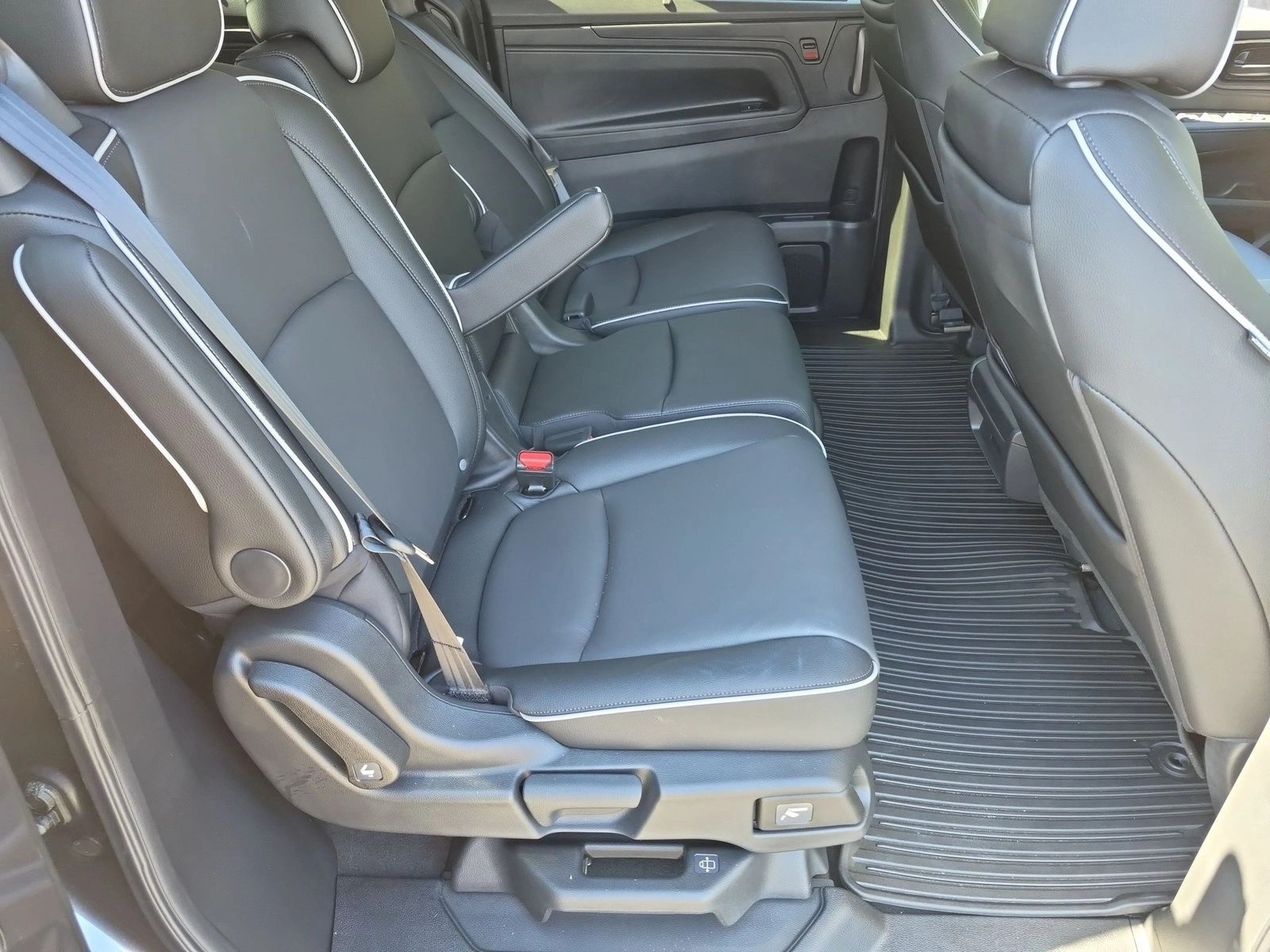 2026 Honda Odyssey Touring - Photo 22