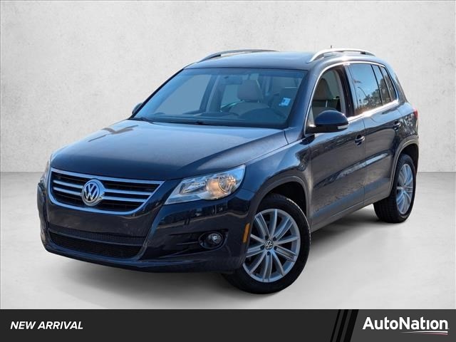 2011 Volkswagen Tiguan S's photo