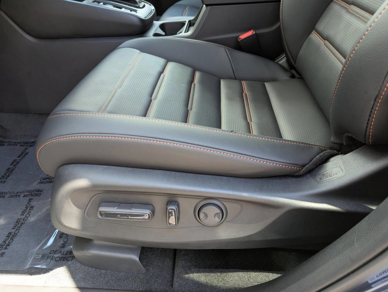 2026 Honda CR-V Hybrid Sport-L photo 3