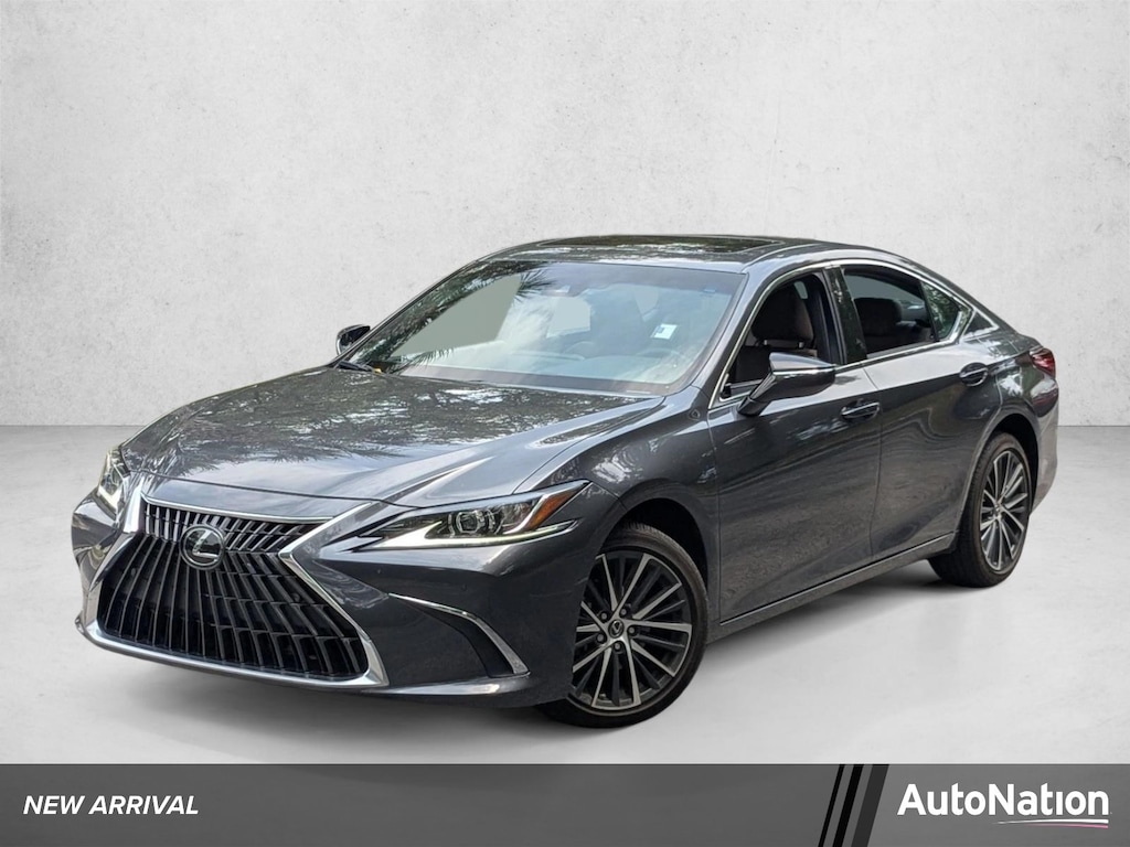 Used 2024 Lexus ES 250 Luxury Sedan