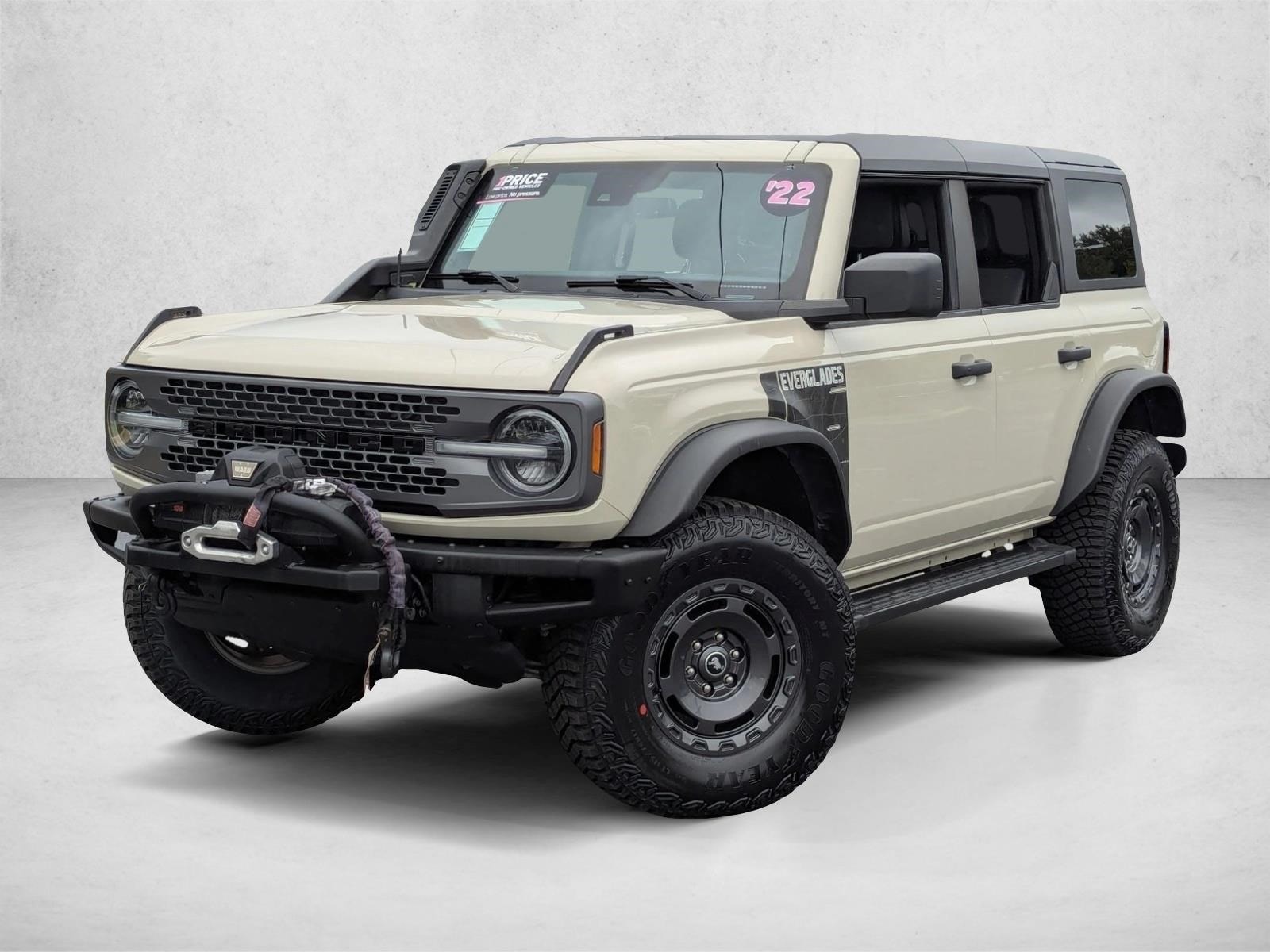 2022 Ford Bronco 4-Door Everglades's photo