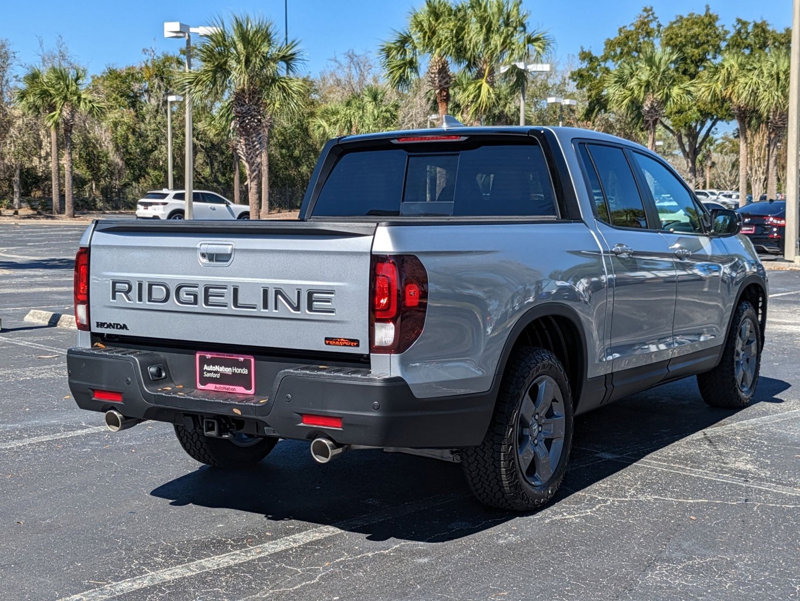 2025 Honda Ridgeline TrailSport photo 2
