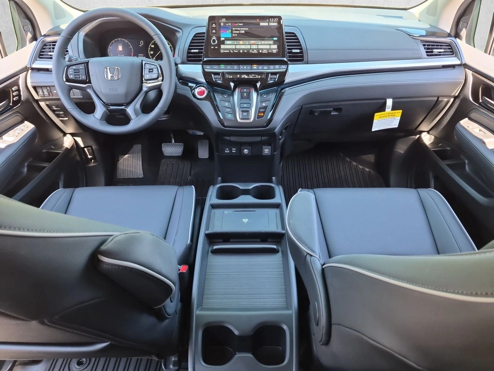 2026 Honda Odyssey Touring - Photo 18