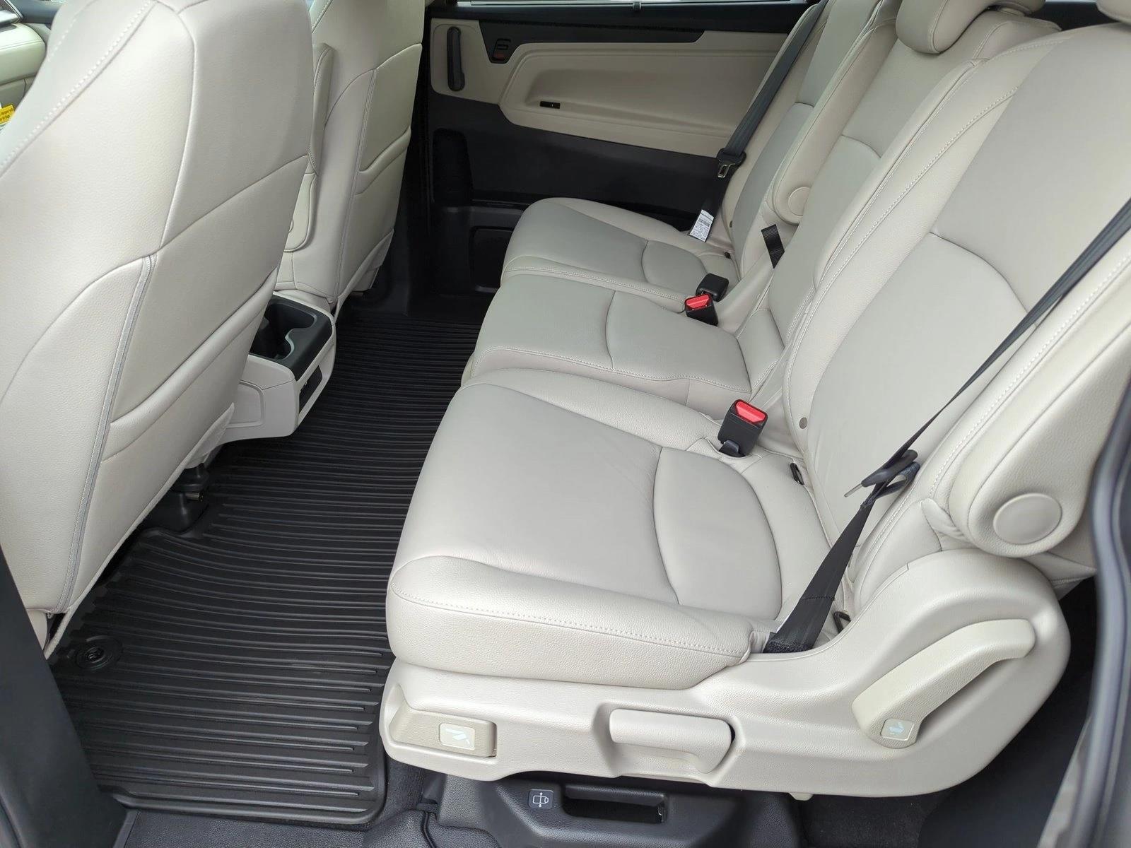 2026 Honda Odyssey EX-L - Photo 15