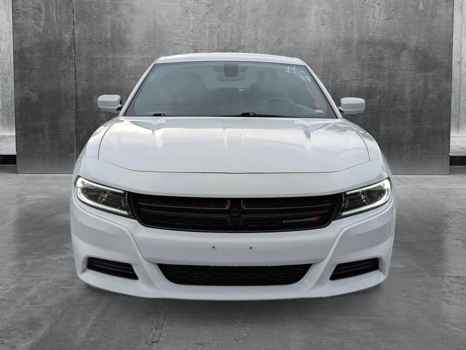 2022 Dodge Charger SXT photo 2
