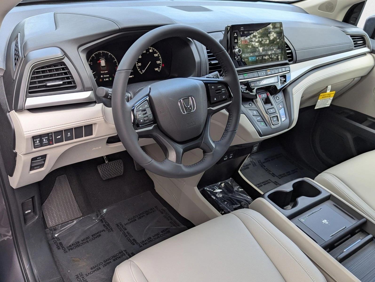 2026 Honda Odyssey EX-L photo 3