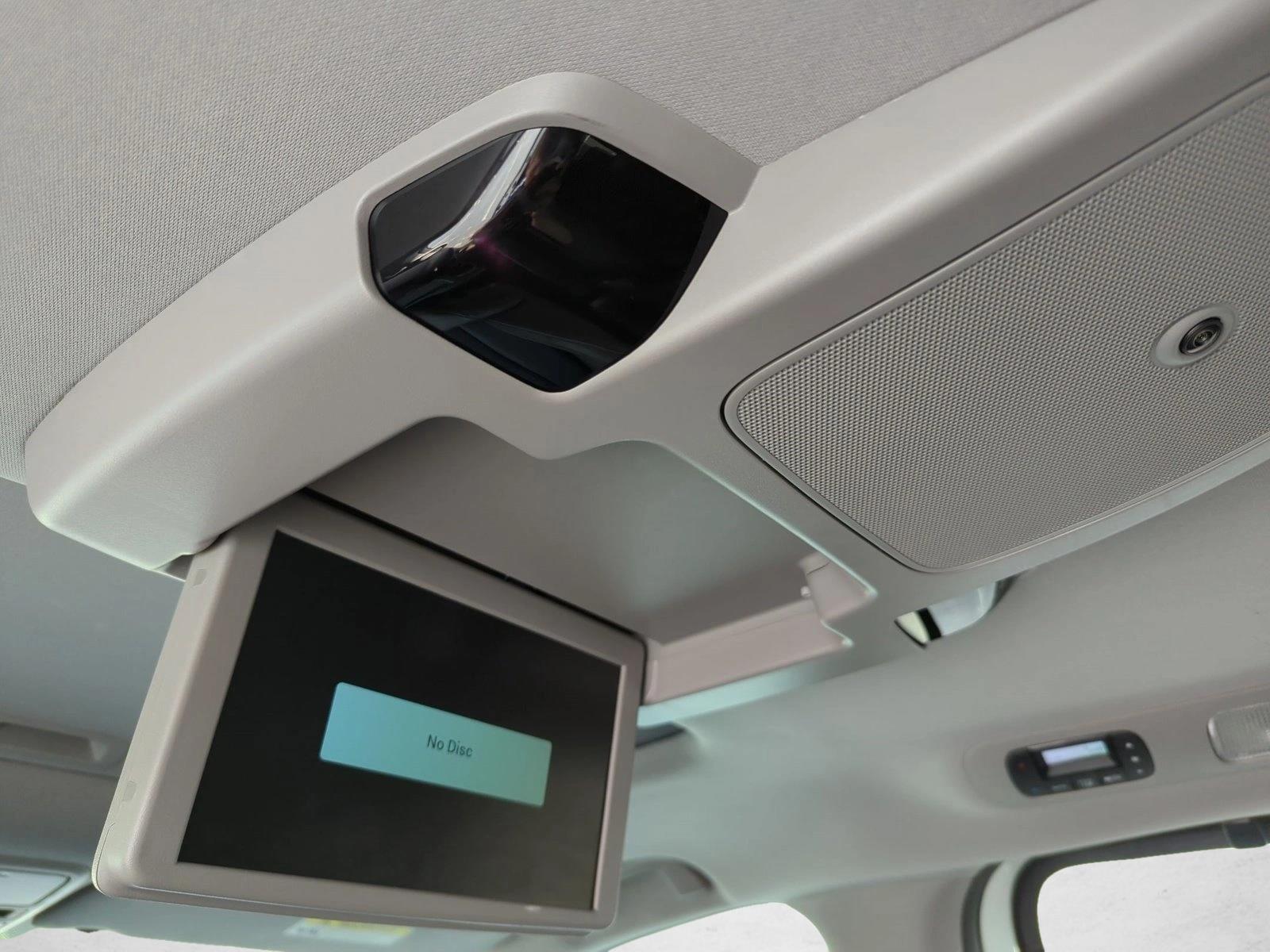 2022 Honda Odyssey Touring - Photo 19