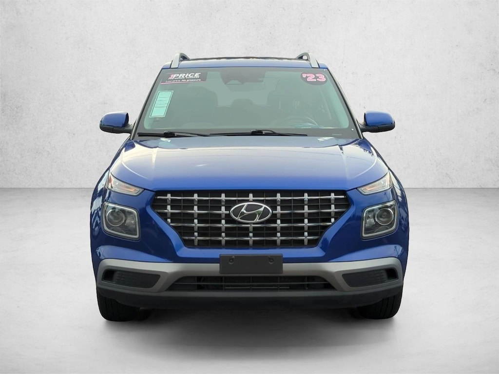 Used 2023 Hyundai Venue SEL SUV