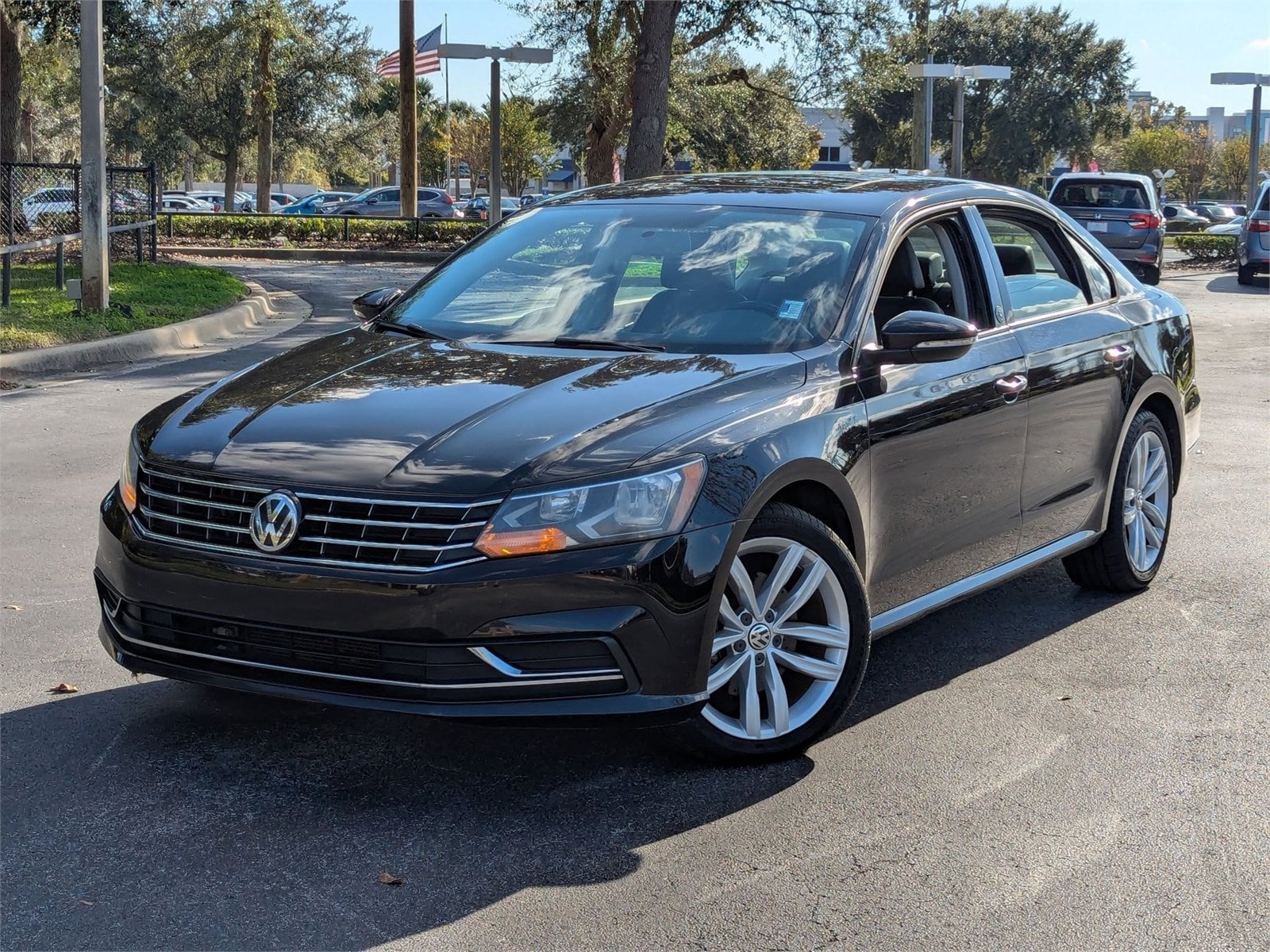 2019 Volkswagen Passat Wolfsburg Edition's photo