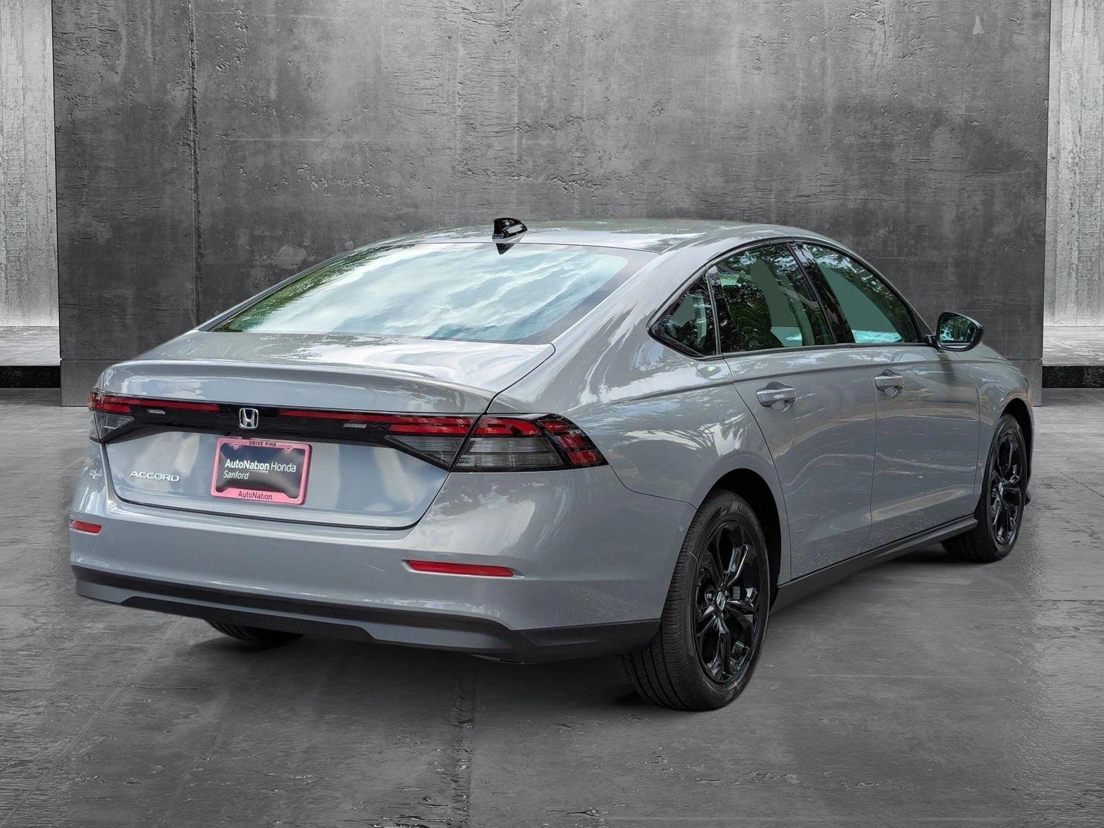 2025 Honda Accord SE photo 2