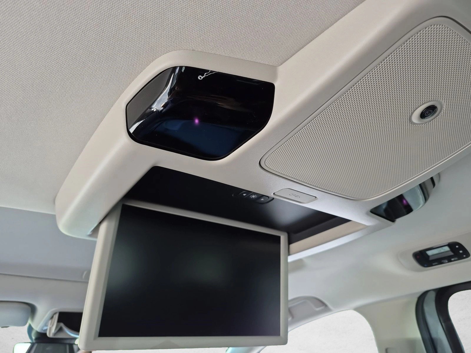 2026 Honda Odyssey Touring - Photo 19
