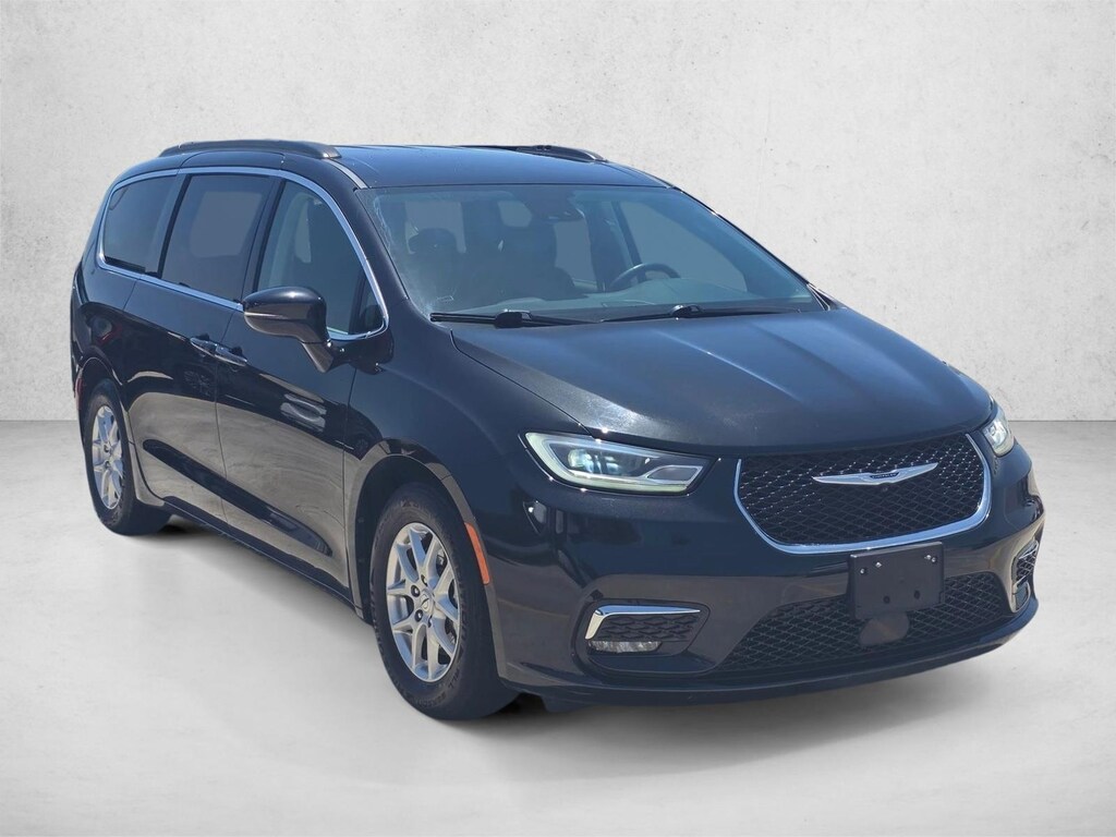 Used 2022 Chrysler Pacifica Touring L Van Passenger Van