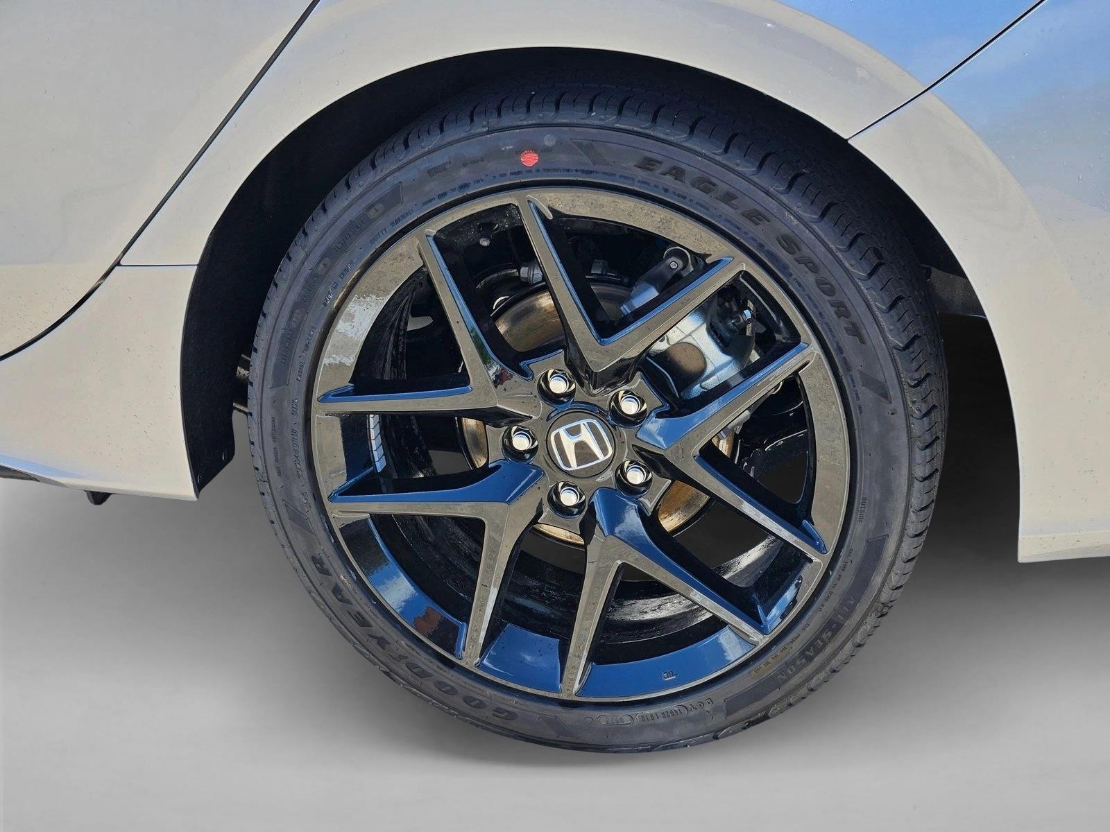 2026 Honda Civic Hatchback Sport - Photo 10