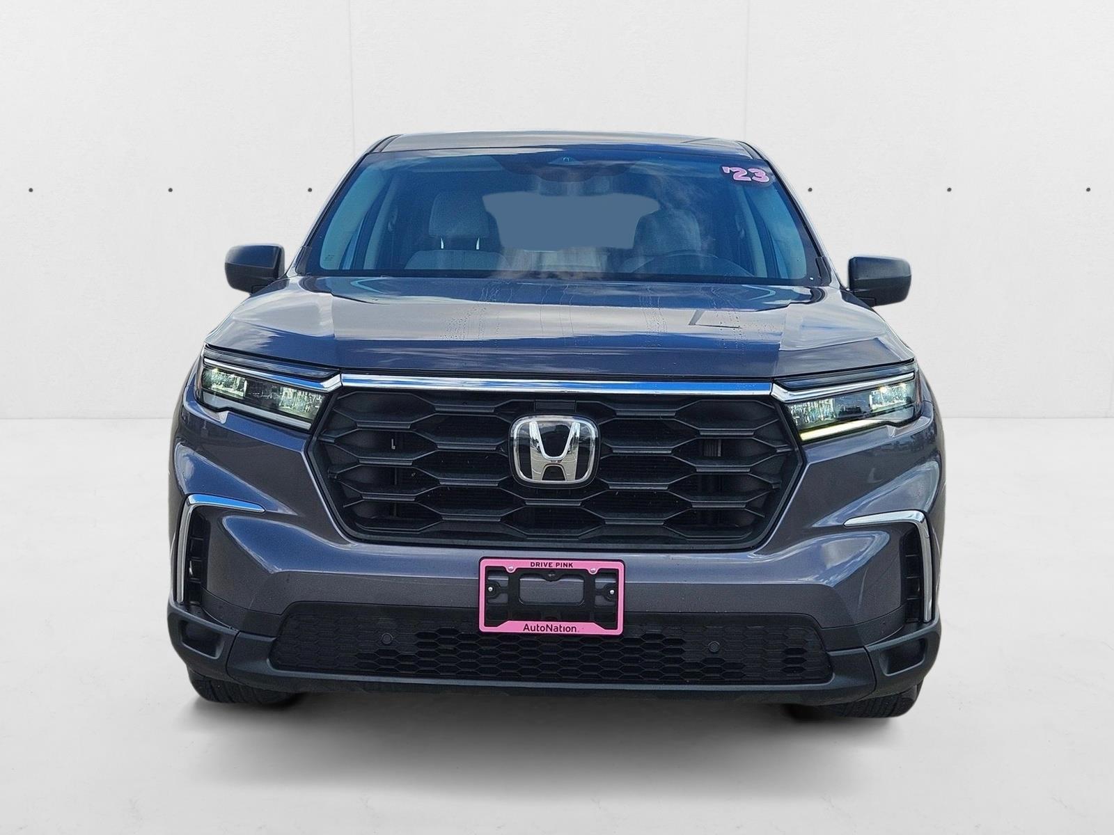 2023 Honda Pilot LX photo 2