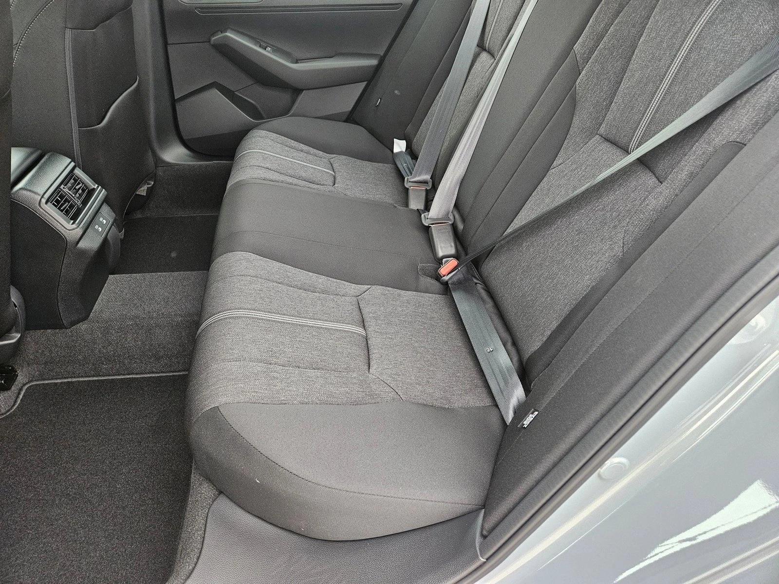 2025 Honda Accord Hybrid Sport - Photo 17