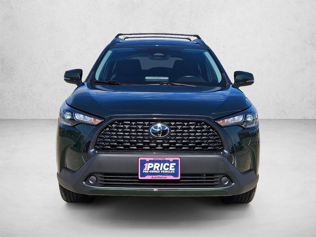 Used 2024 Toyota Corolla Cross LE SUV