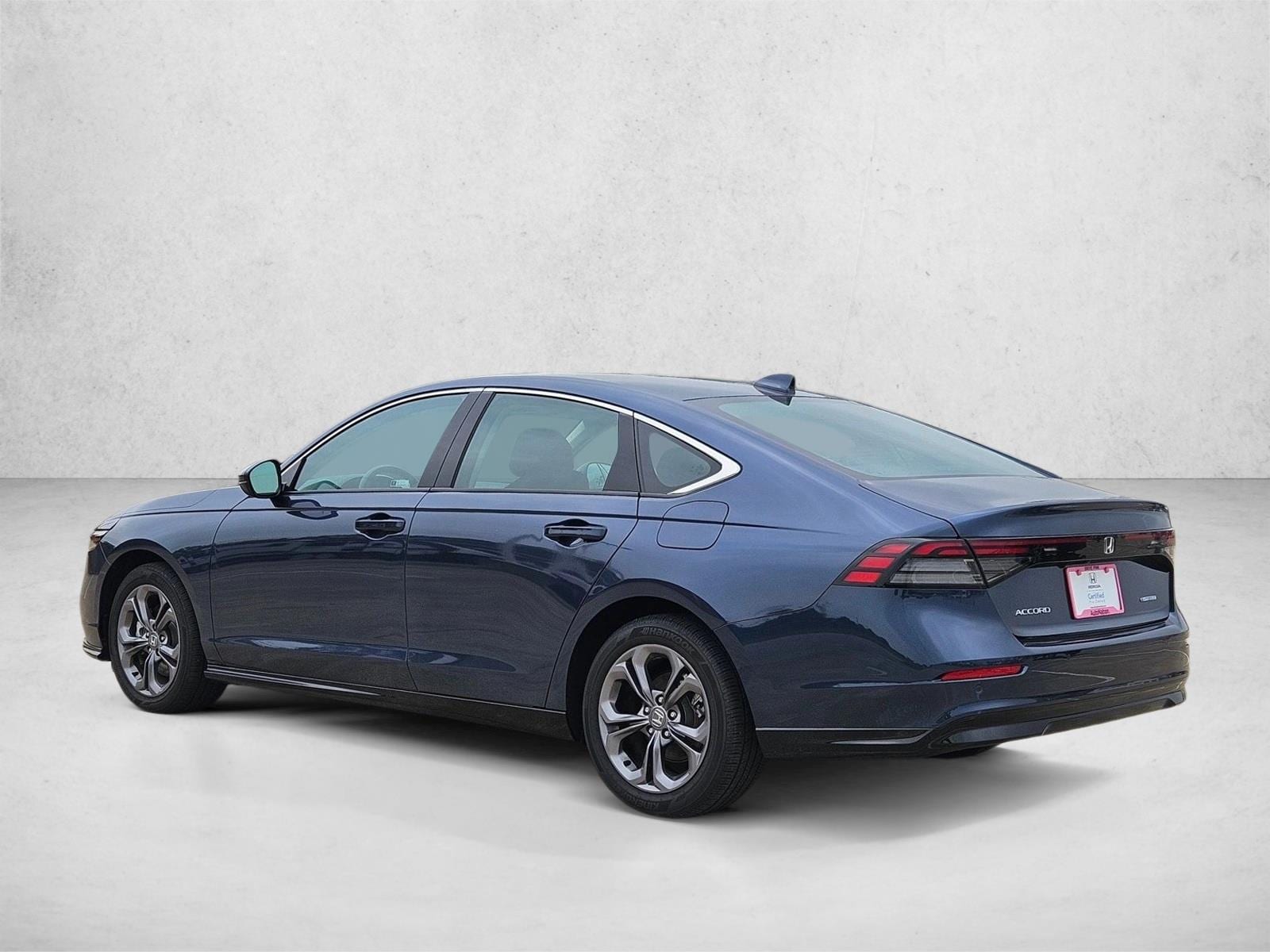 2025 Honda Accord Hybrid EX-L - Photo 8