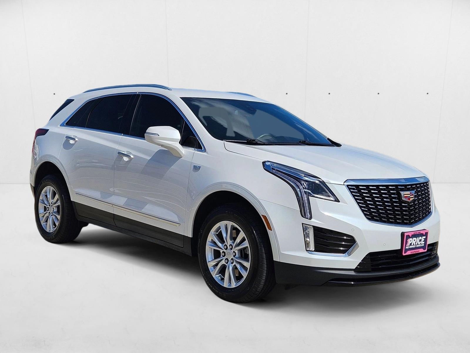 2024 Cadillac XT5 Luxury photo 3