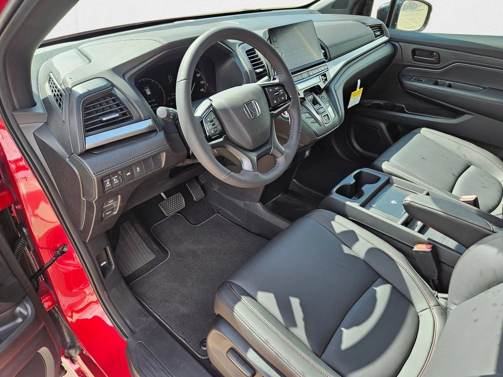 2026 Honda Odyssey photo 3