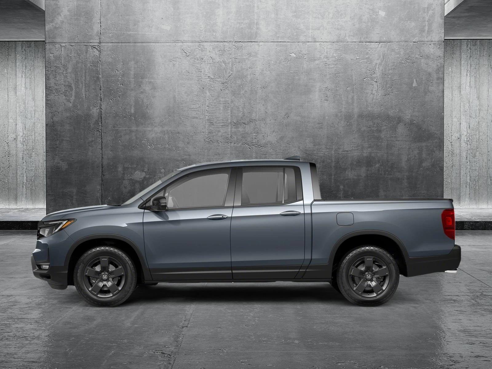 2025 Honda Ridgeline Black Edition photo 2