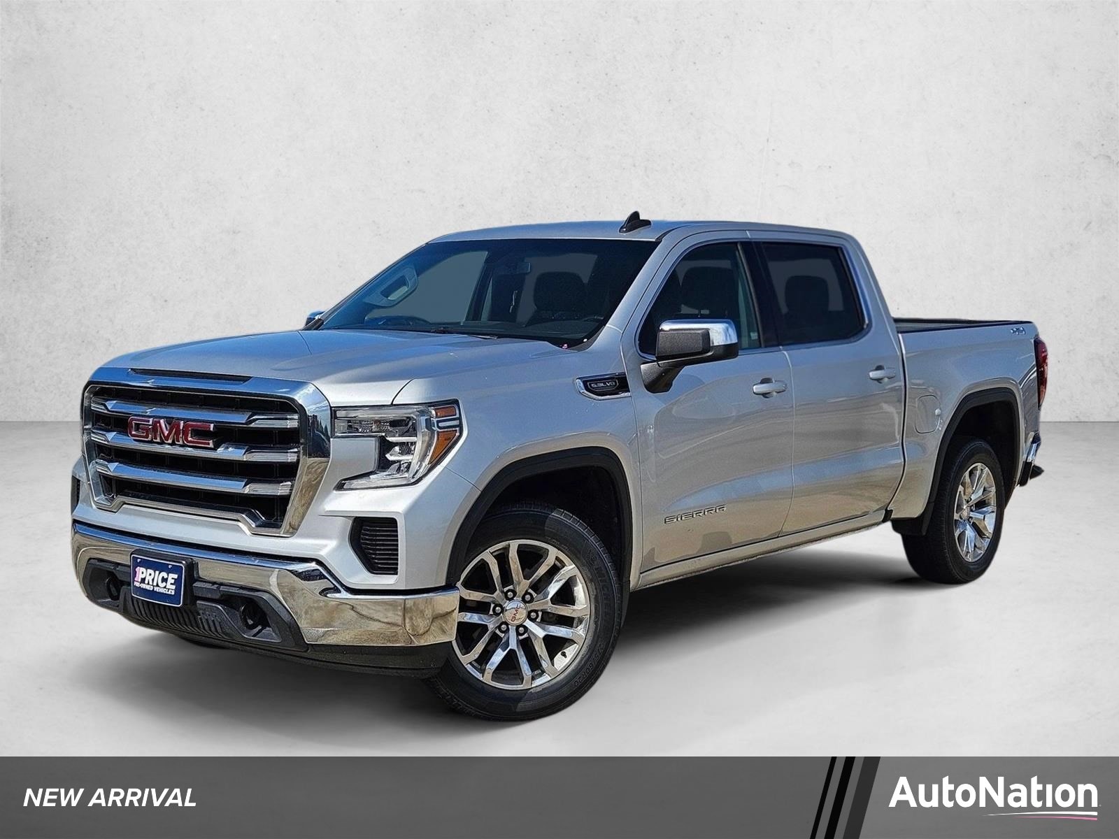 2020 GMC Sierra 4WD Crew Cab Short Box SLE's photo