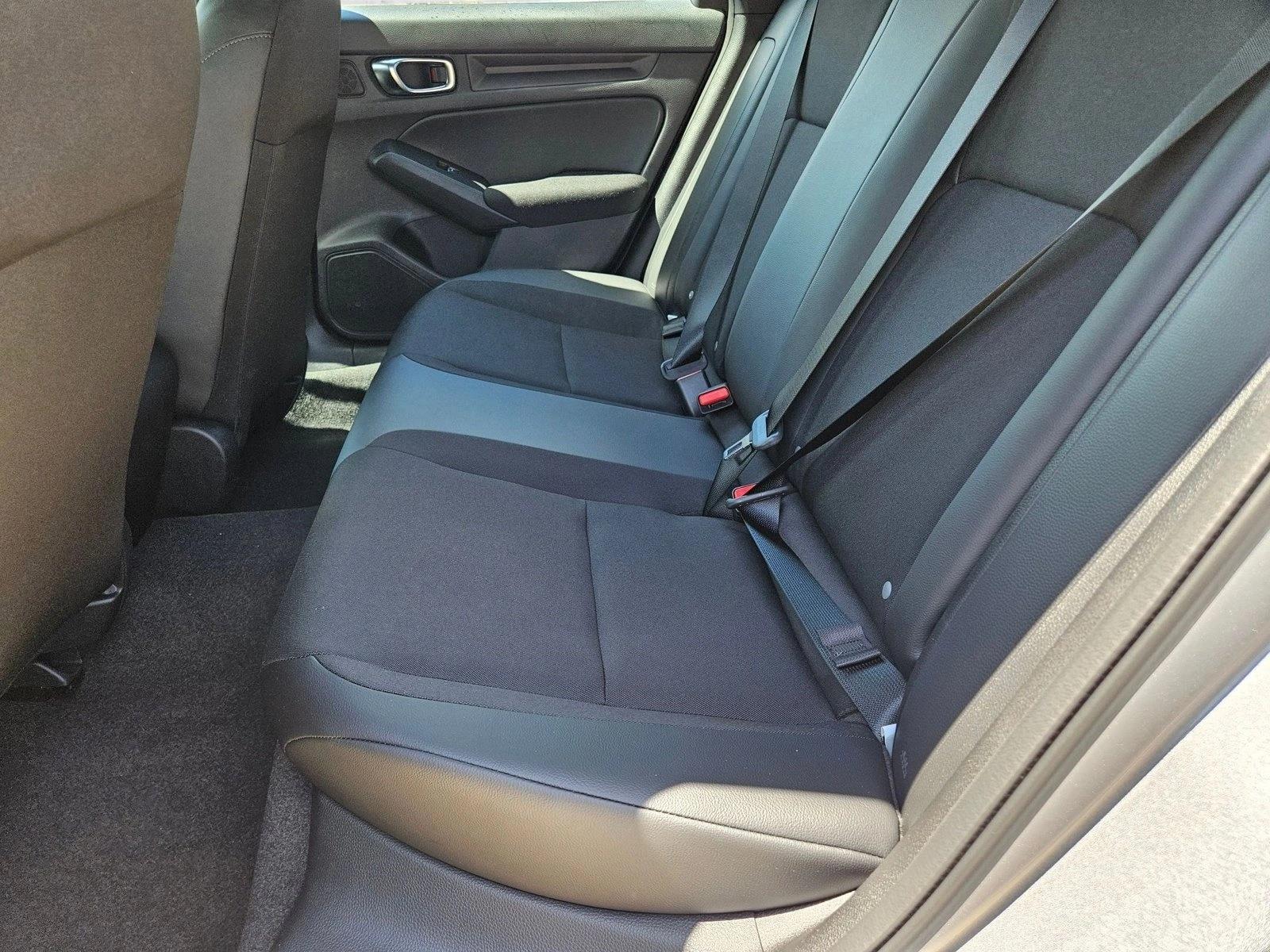 2026 Honda Civic Hatchback Sport - Photo 15